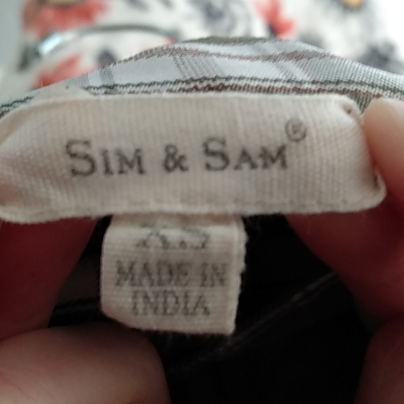 Women's Sim & Sam Green and White Plaid Midi Skirt - Picture 4 of 4